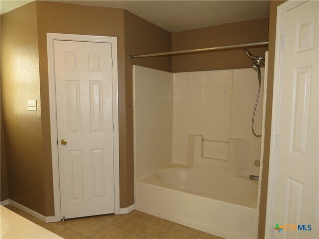 Building Photo - 4603 Telluride Dr
