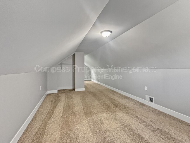 Building Photo - 2355 Ansonia Ave SW