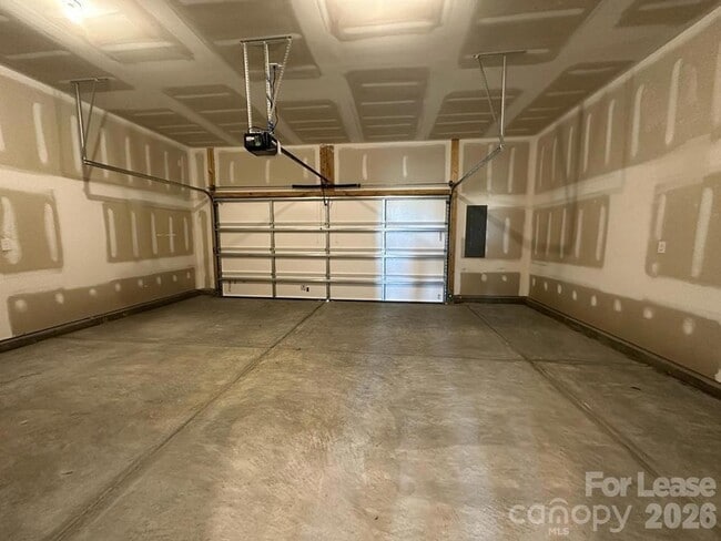 Building Photo - 9233 Harwen Ln