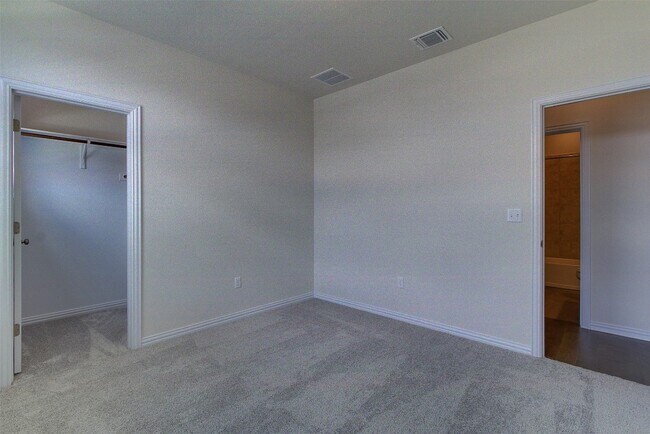 Building Photo - 8729 Belknap Rd.