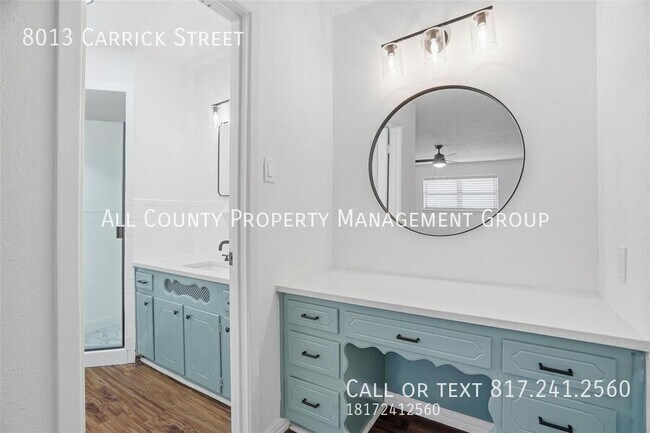 Building Photo - 8013 Carrick St