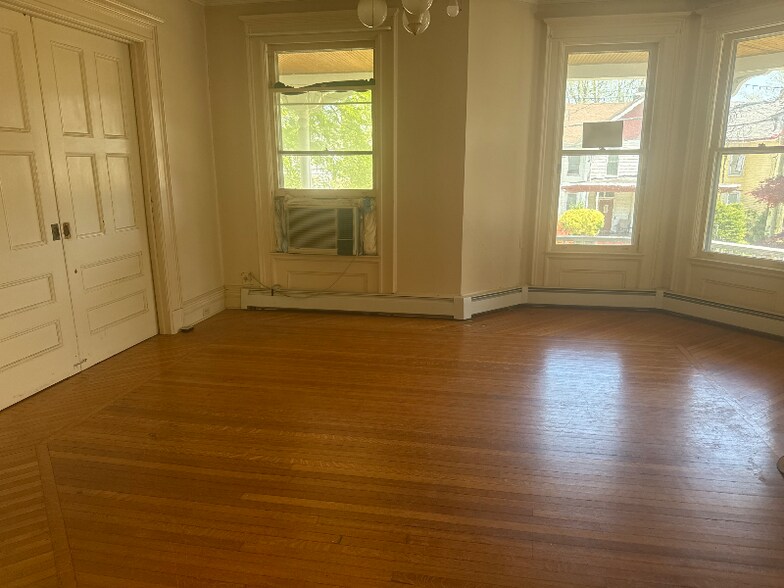 Building Photo - 60 Hudson Ave