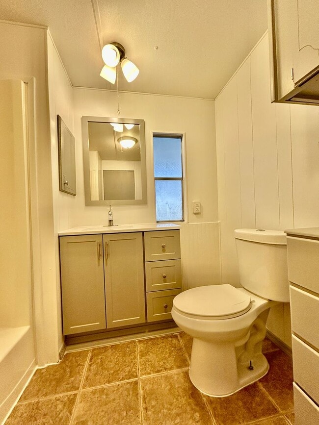 Building Photo - TWO HOMES ON ONE PROPERTY!