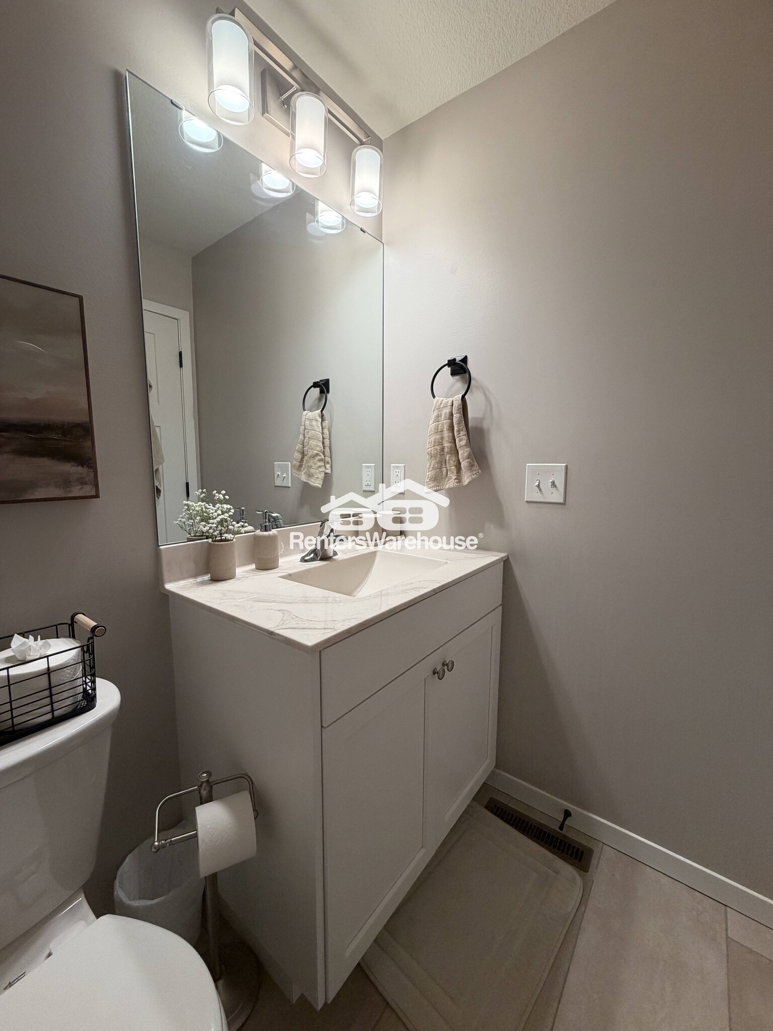 Building Photo - 642 Shardlow Ln NE