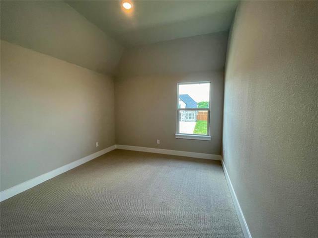 Building Photo - 1600 Santa Fe Ln