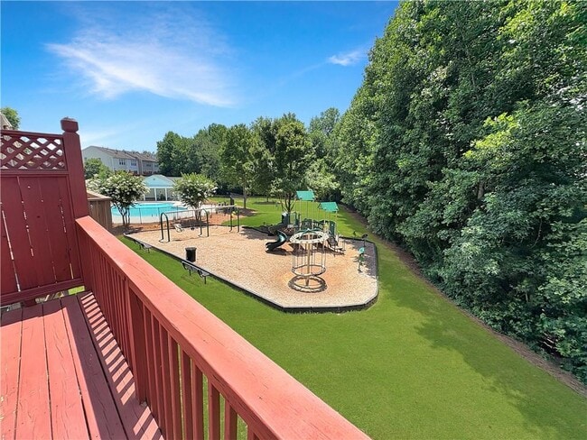 Building Photo - 1384 Thornborough Dr