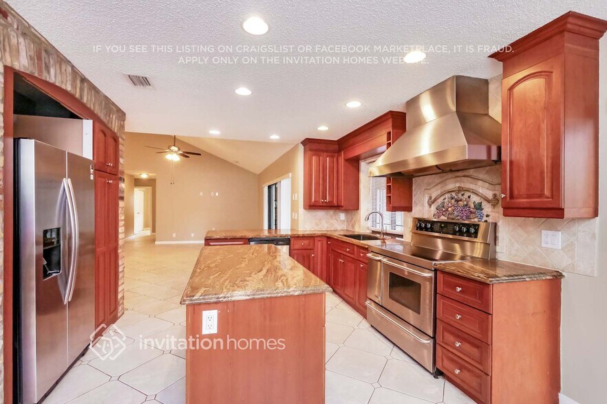 Building Photo - 9861 NW 10th St