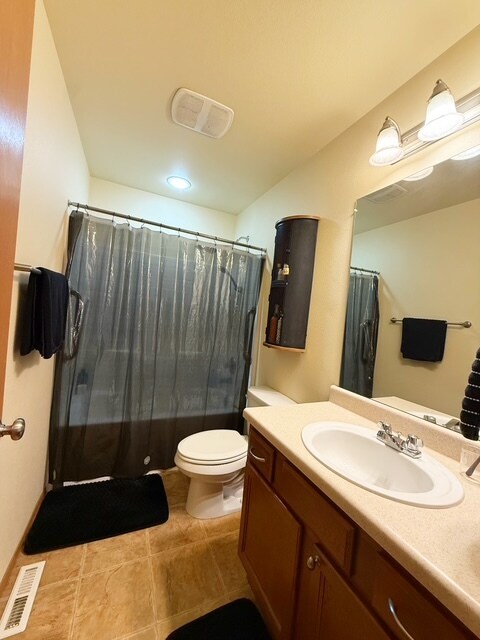 Building Photo - 21302 Brevik Pl NW