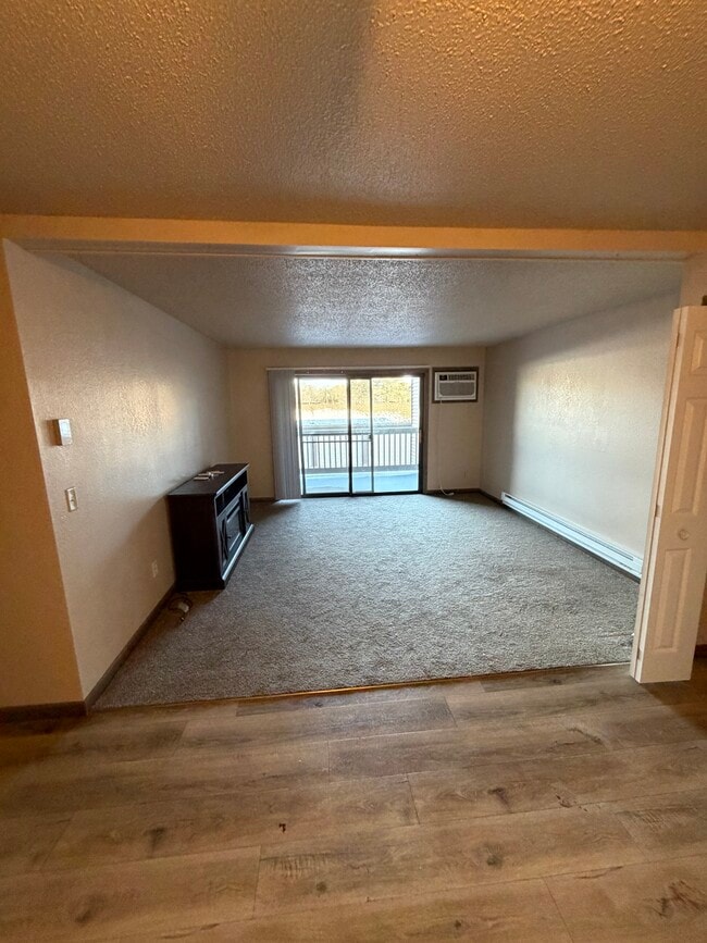 Building Photo - Regency Apartments