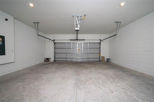 Building Photo - 5638 Stockade Blvd