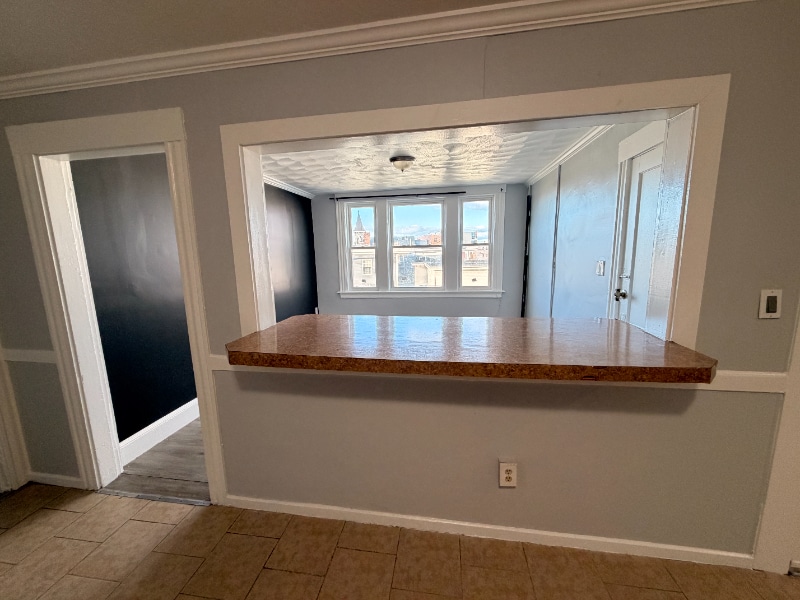 Building Photo - 73 Haverhill St