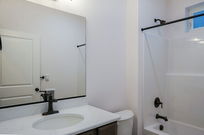 Building Photo - Brand New 2 Bedroom 2 Bath in Coeur d'Alene