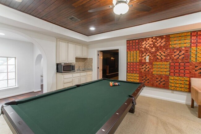 Building Photo - 6 W Monteagle Cir