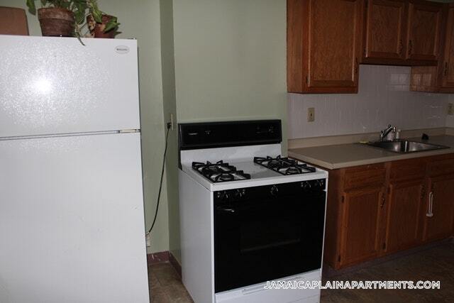 Building Photo - 36 Mozart St