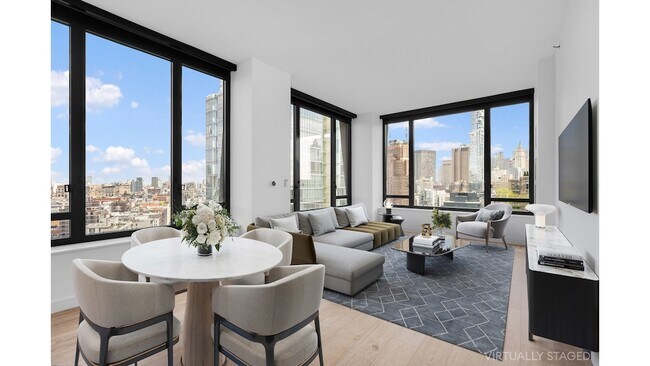 Building Photo - 111 Varick St