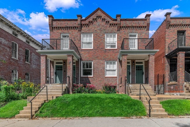 Building Photo - 3325-3327 Demenil Pl
