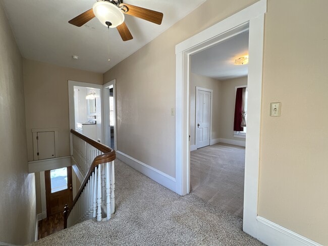 Building Photo - 1950 Bennett St