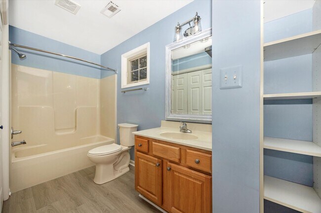 Building Photo - The Meadows In New Market