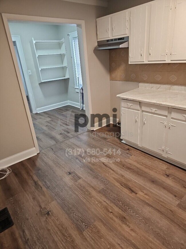 Building Photo - 2031 Southeastern Ave