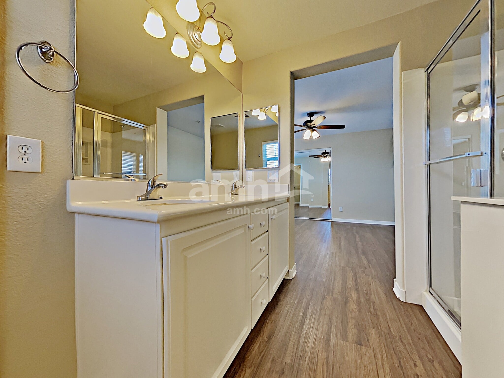 Building Photo - 174 Cloud Cover Ave