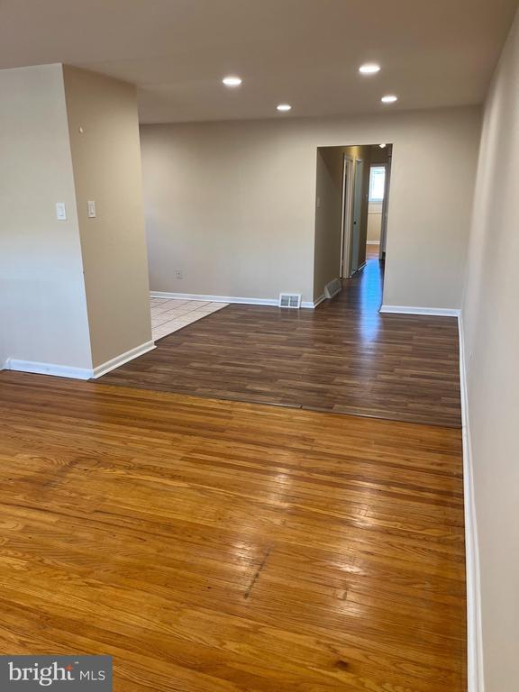 Building Photo - 2305 Benson St