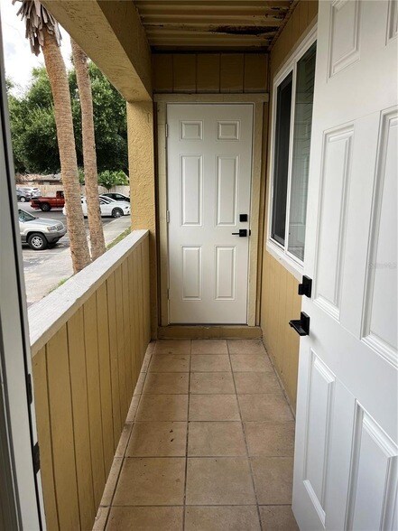 Building Photo - 211 Thorn Tree Place Unit 211