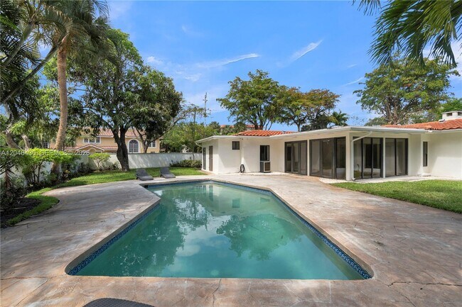 Building Photo - Northeast 12th Avenue, Fort Lauderdale, FL 33301 - 4 BR 4 BA house