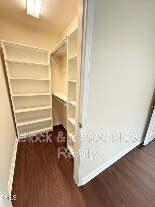 Building Photo - 1017 Magnolia Blossom Ln