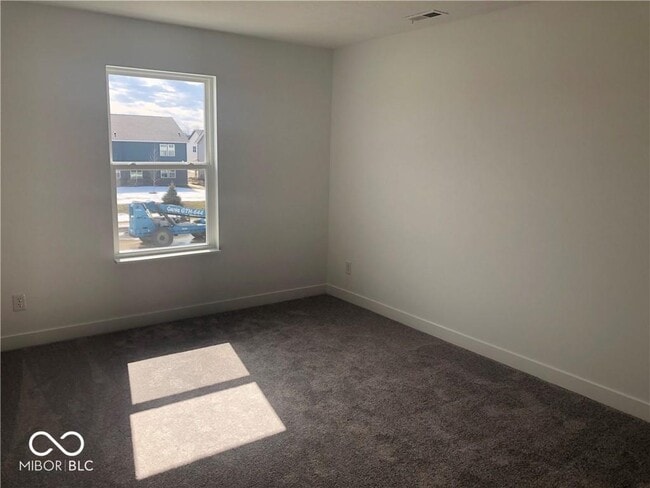 Building Photo - 6396 Apperson Dr