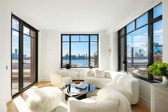 Building Photo - 110 Charlton St