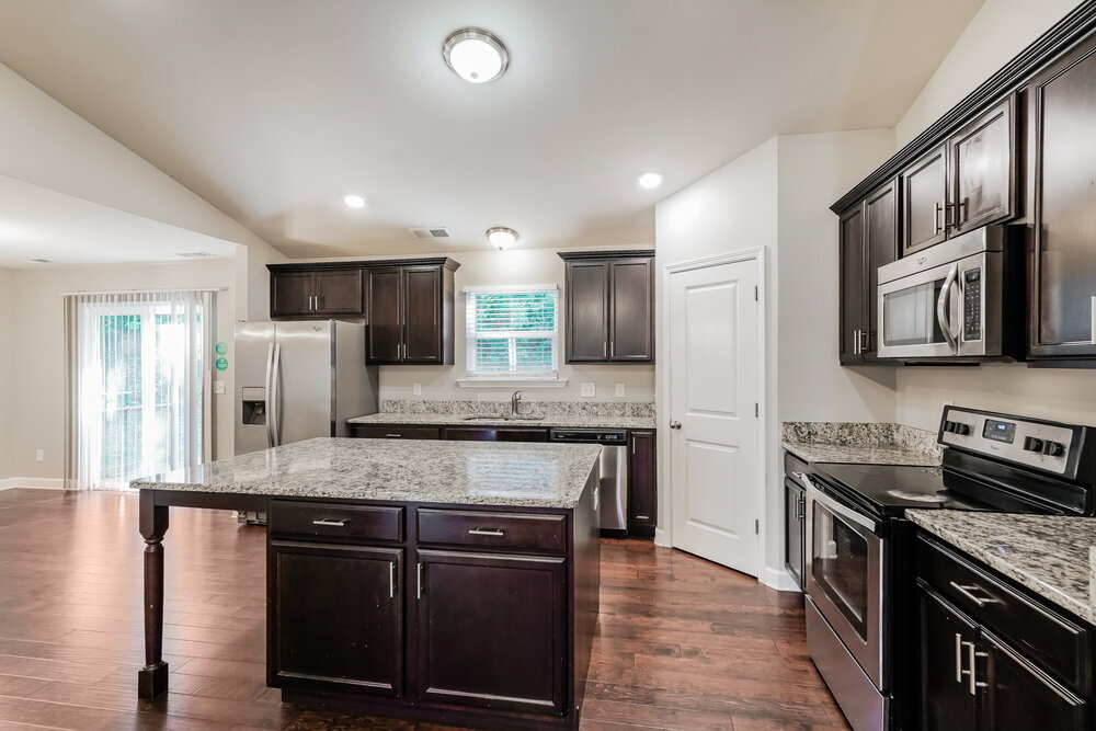 Building Photo - 2513 Skyfalls Way