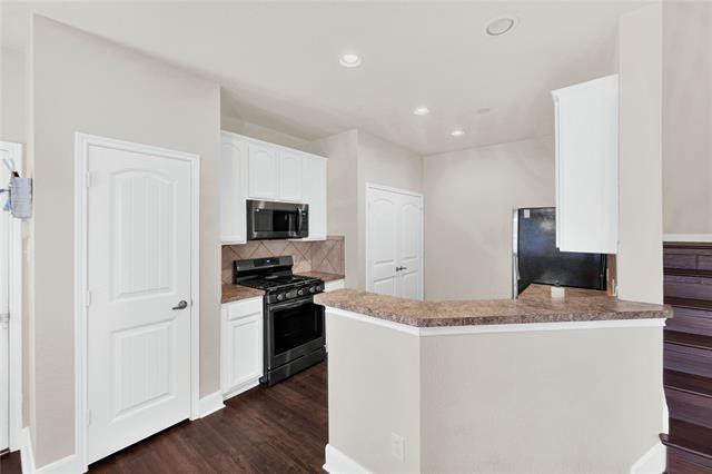 Building Photo - 2010 Downing St