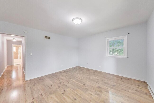 Building Photo - 4257 Oakton St