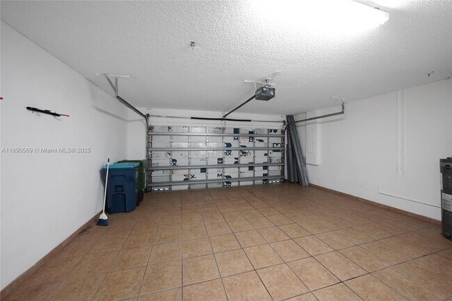 Building Photo - 1289 Majesty Terrace