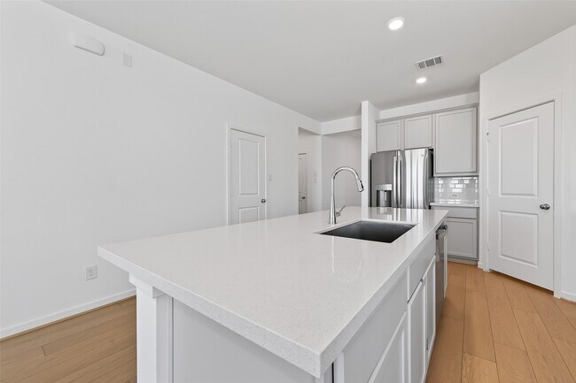 Building Photo - 21534 Coronado Grn Dr