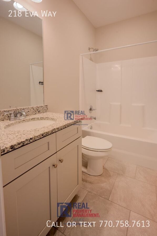 Building Photo - 218 Eva Wy