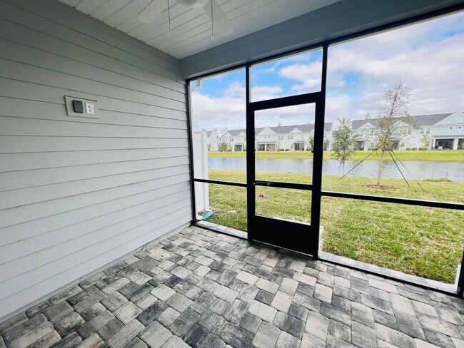 Building Photo - Lagoon Life + Luxury Living in St. Johns County - Beachwalk Townhome on the water!
