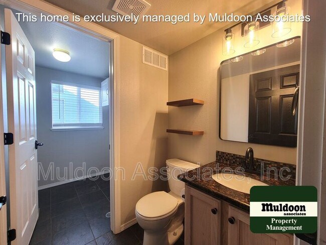Building Photo - 6677 Wild Indigo Dr