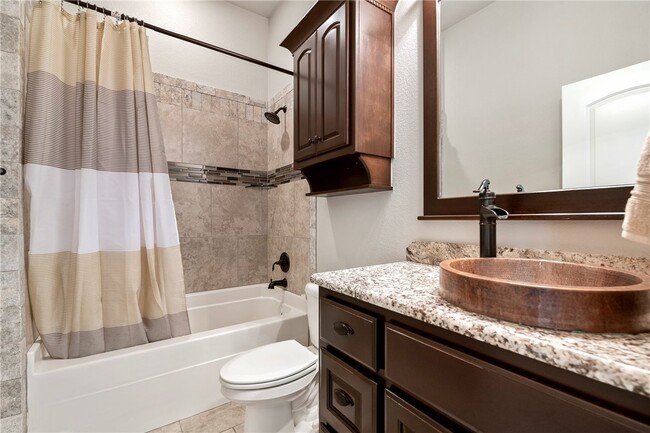 Building Photo - 4502 NE Birchgrove Pl