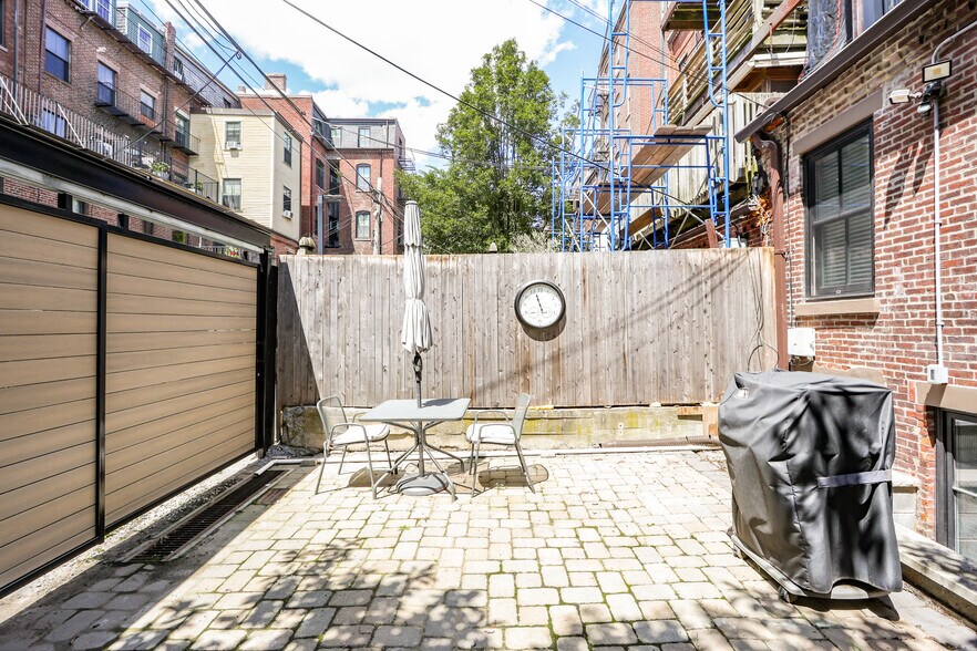 Building Photo - 55 E Springfield St