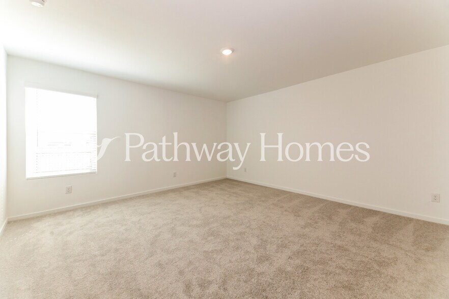 Building Photo - 11304 Rodeo Dr