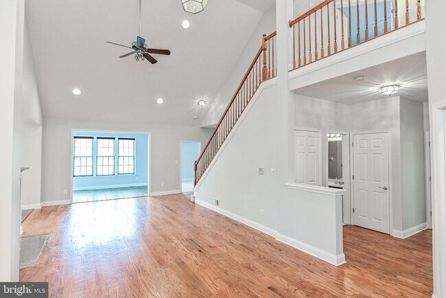 Building Photo - 6916 Birkenhead Pl