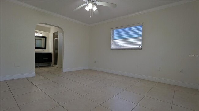 Building Photo - 874 Dolphin Ave NW