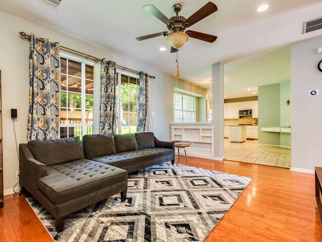 Building Photo - 5847 Back Bay Ln