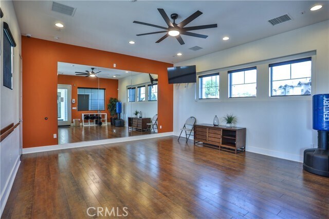 Building Photo - 18658 Clubhouse Dr