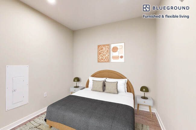 Building Photo - 79 Alexander St