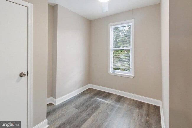 Building Photo - 2336 Pierce St