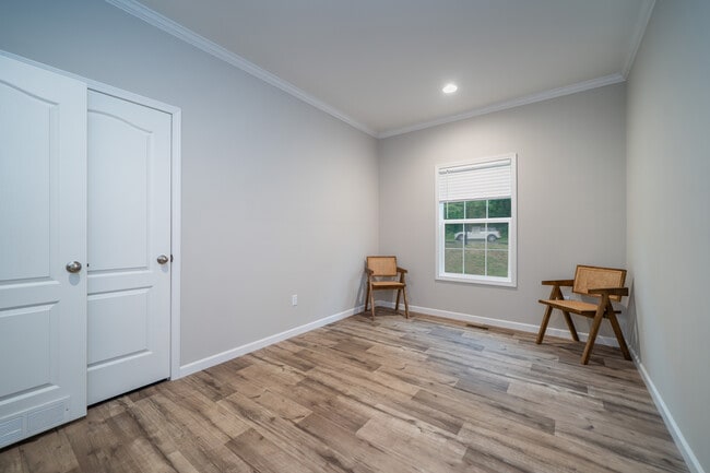Building Photo - 306 Burnsville School Rd