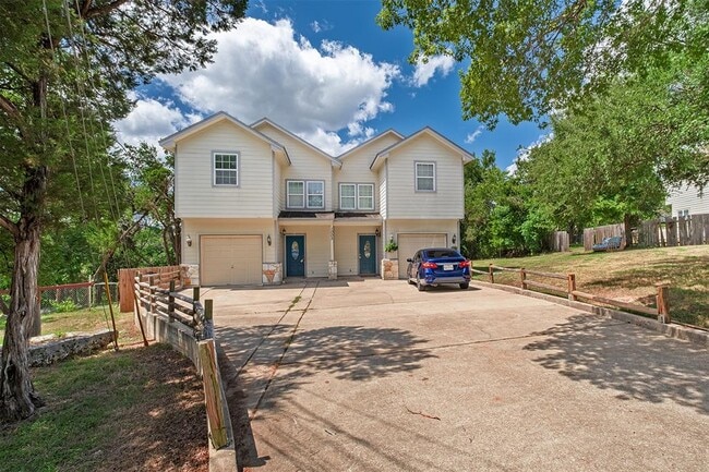 Primary Photo - 1005 Canyon Edge Dr