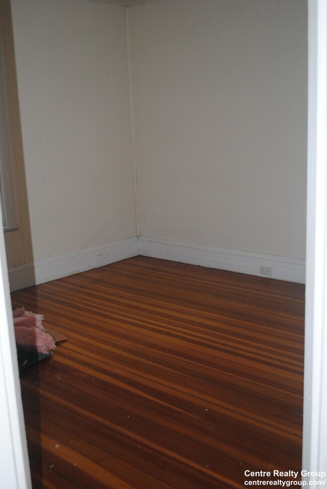 Building Photo - 21 Imbaro Rd